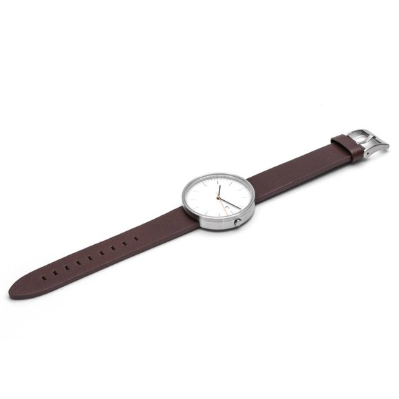 B202 SILVER/WHITE CALENDAR WATCH ON BROWN LEATHER - Picture 3 of 5